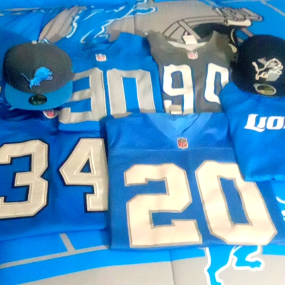 Detroit Lions jerseys and hats